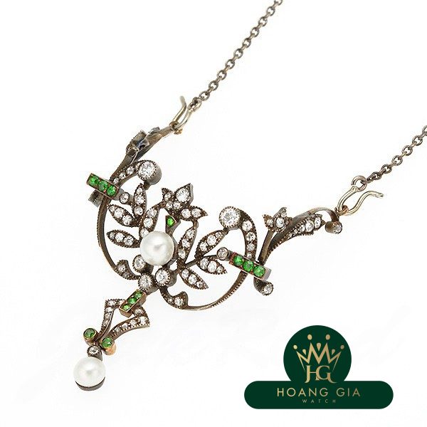 Vòng cổ ngọc trai garnet kim cương demantoid (khoảng năm 1900)