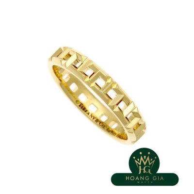 T Vòng hẹp đích thực # 9