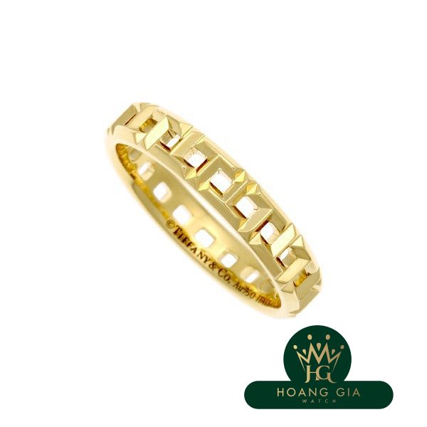 T Vòng hẹp đích thực # 9