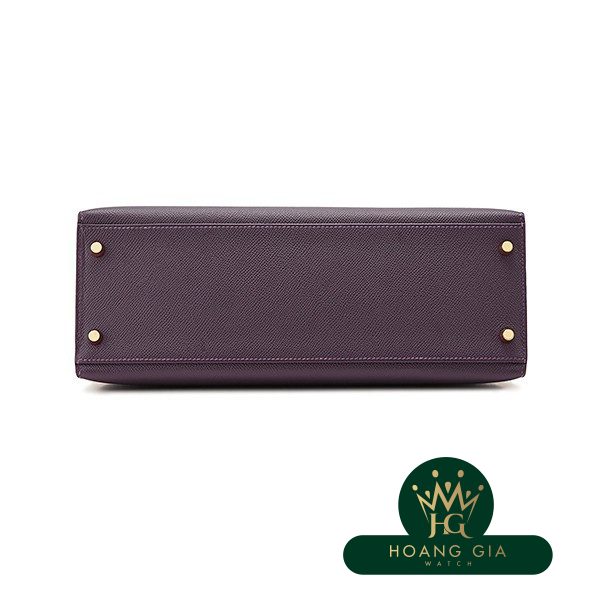 Kelly 32 May ngoài Leysin Tím Tím