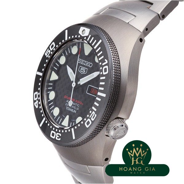 5 Sport Titanium Diver