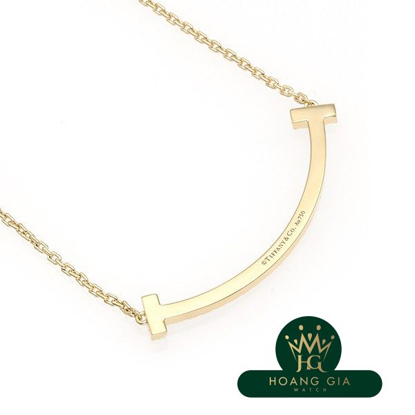 Vòng cổ mặt dây chuyền T Smile (Trung bình) Kim cương K18YG