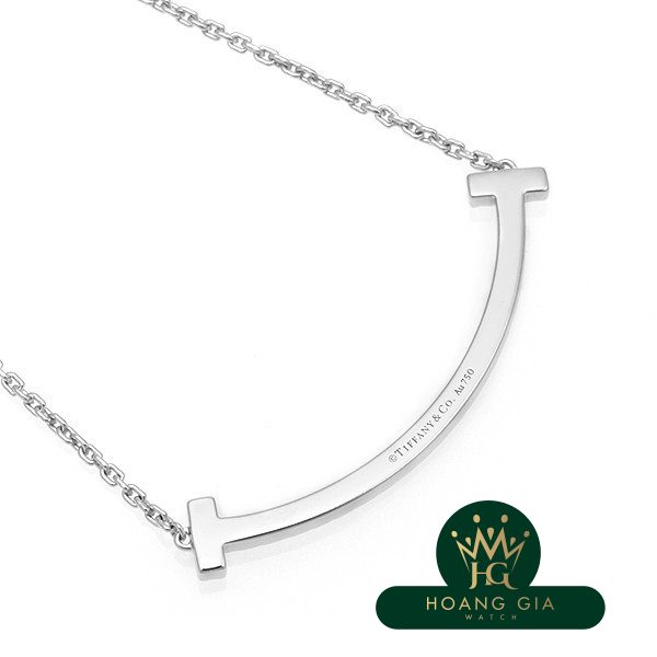 Vòng cổ mặt dây chuyền T Smile (Trung bình) Kim cương K18WG